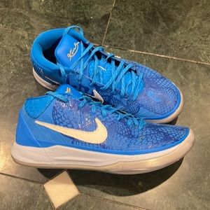 Kobe A.D. Mid - DeRozan Blue- Size 10.5